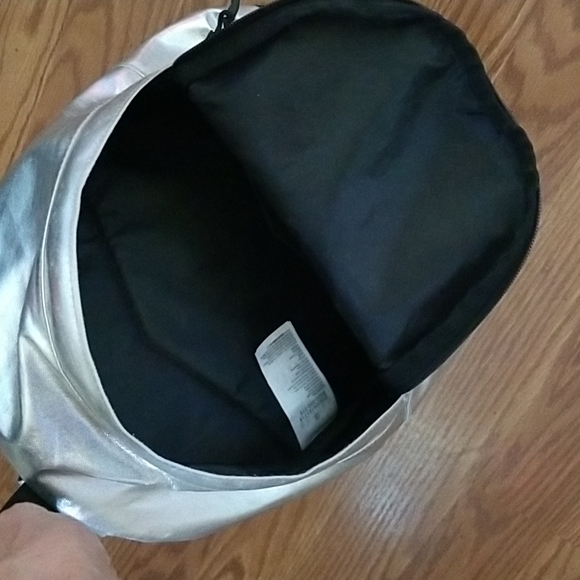 Converse silver backpack‎ - Picture 9 of 11